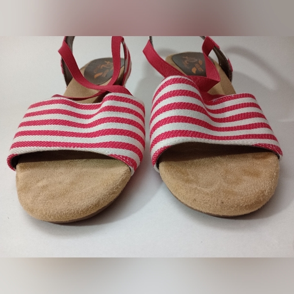 A2 by Aerosoles Red and White Striped Sandals Size 8.5 - Picture 3 of 9